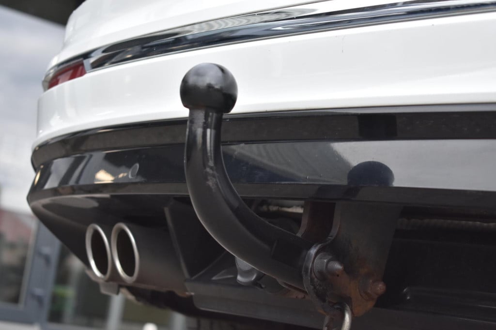 Volkswagen Tiguan 1.5 tsi act highline r-line | trekhaak | camera | dynaudi