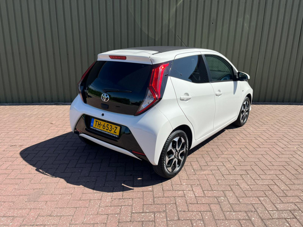 Toyota Aygo 1.0 vvt-i x-first cabriodak, apple carplay, achteruitrijcamera