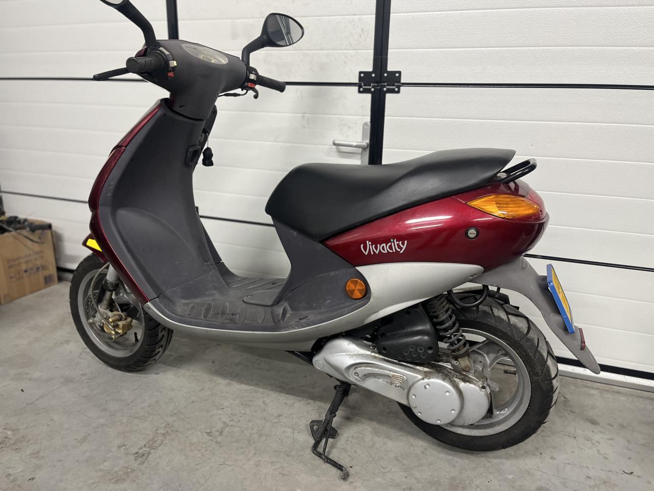 Peugeot Vivacity brom scooter