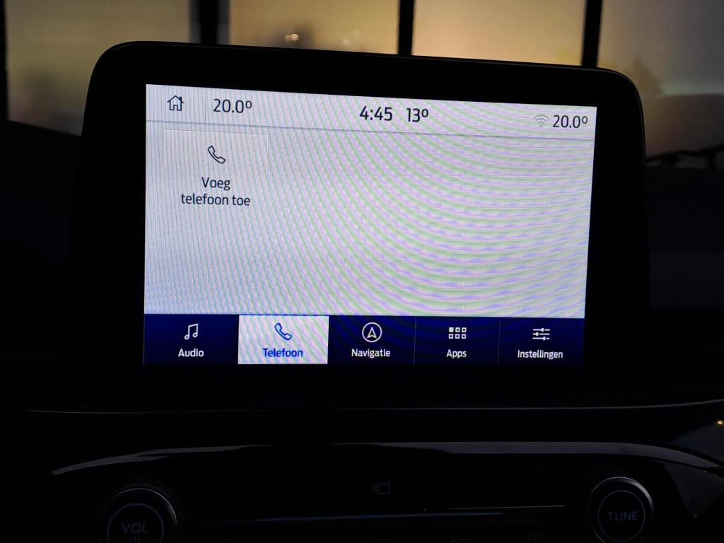 Ford Kuga 2.5 phev st-line | apple carplay & android auto | parkeersensoren