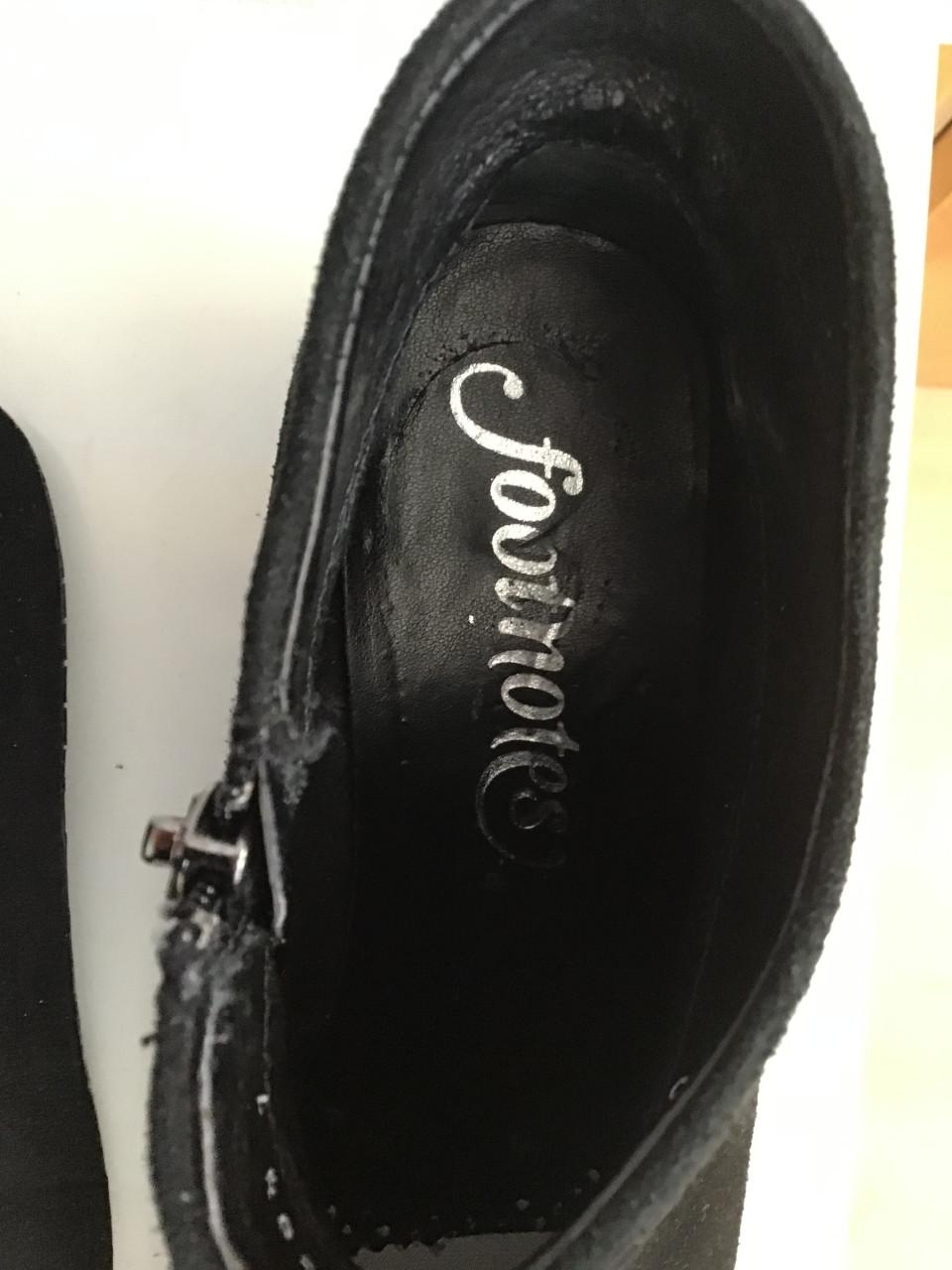 Enkellaarsjes Footnotes zwart