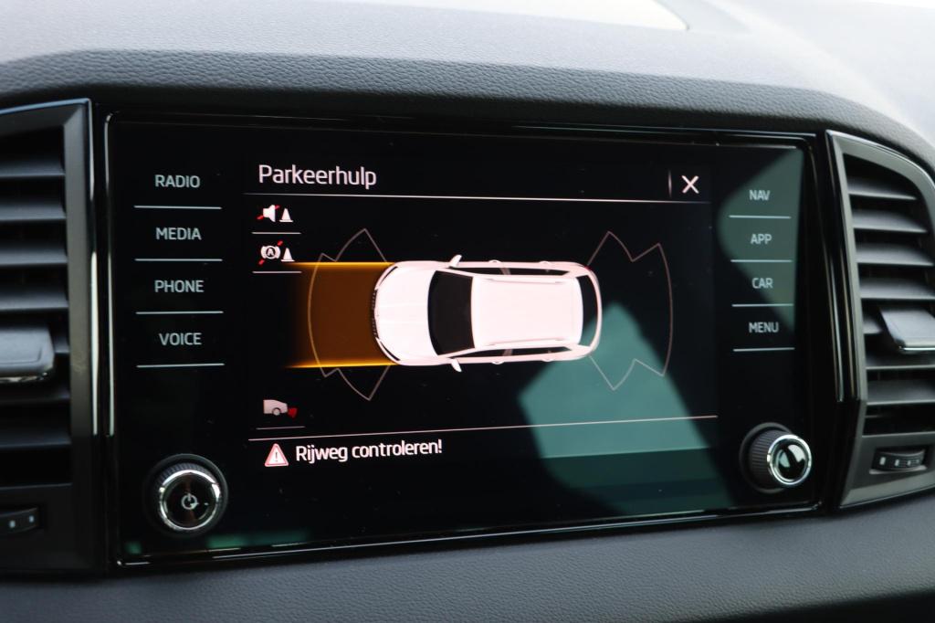 Skoda Karoq 1.5 tsi sportline business 150pk dsg7