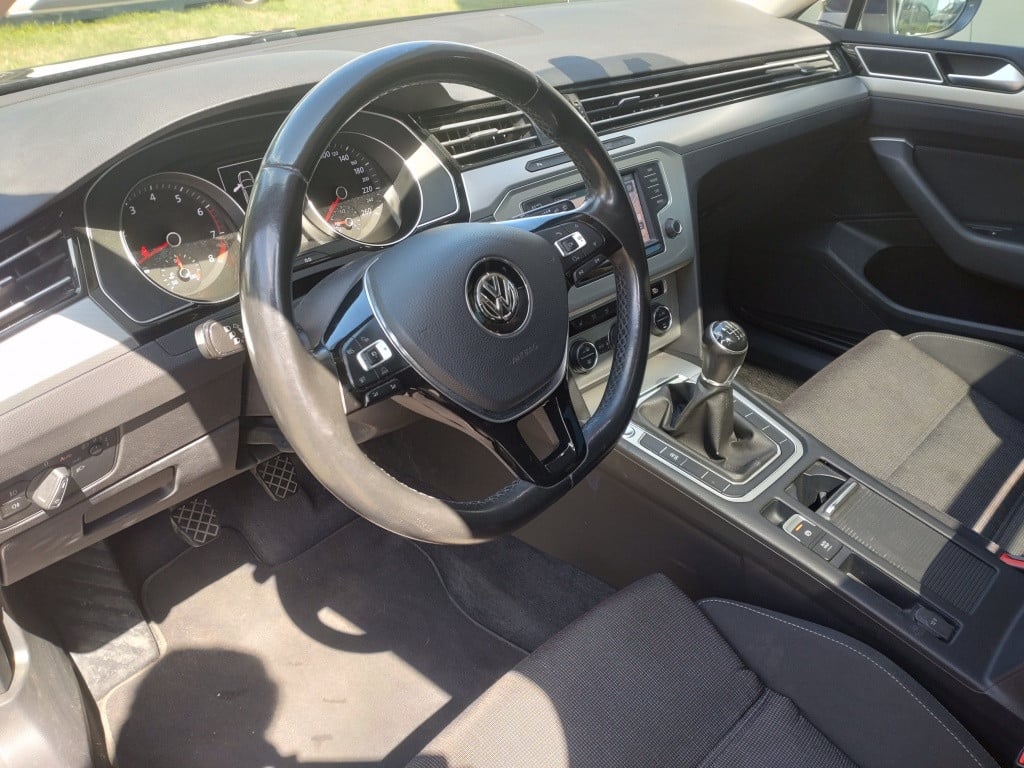 Volkswagen Passat variant 1.4 tsi connected s.