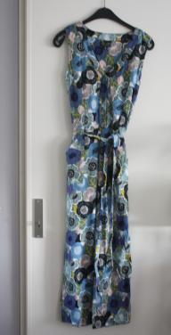 Bloemen jumpsuit maat m