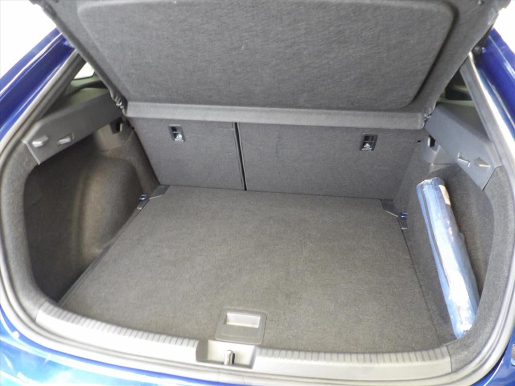 Volkswagen Taigo 1.0 tsi 110pk dsg-7 r-line