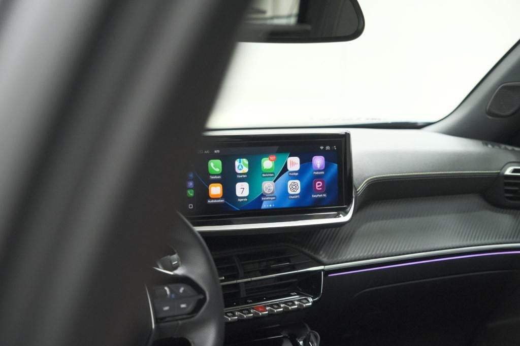 Peugeot 2008 1.2 hybrid 136 gt | camera | apple carplay | parkeersensoren |