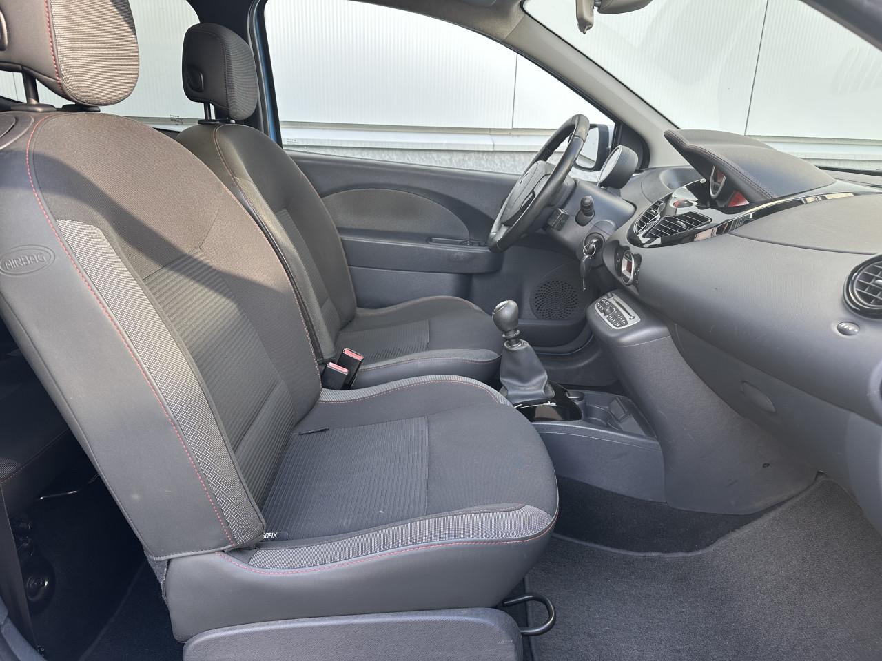 Renault Twingo, 1.2 16V Dynamique - Airco / Trekkhaak / Lm velgen / NAP