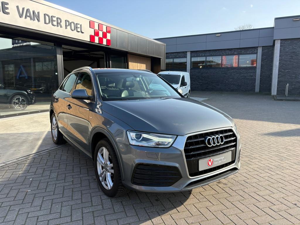 Audi Q3 1.4 tfsi cod adrenalin s-line
