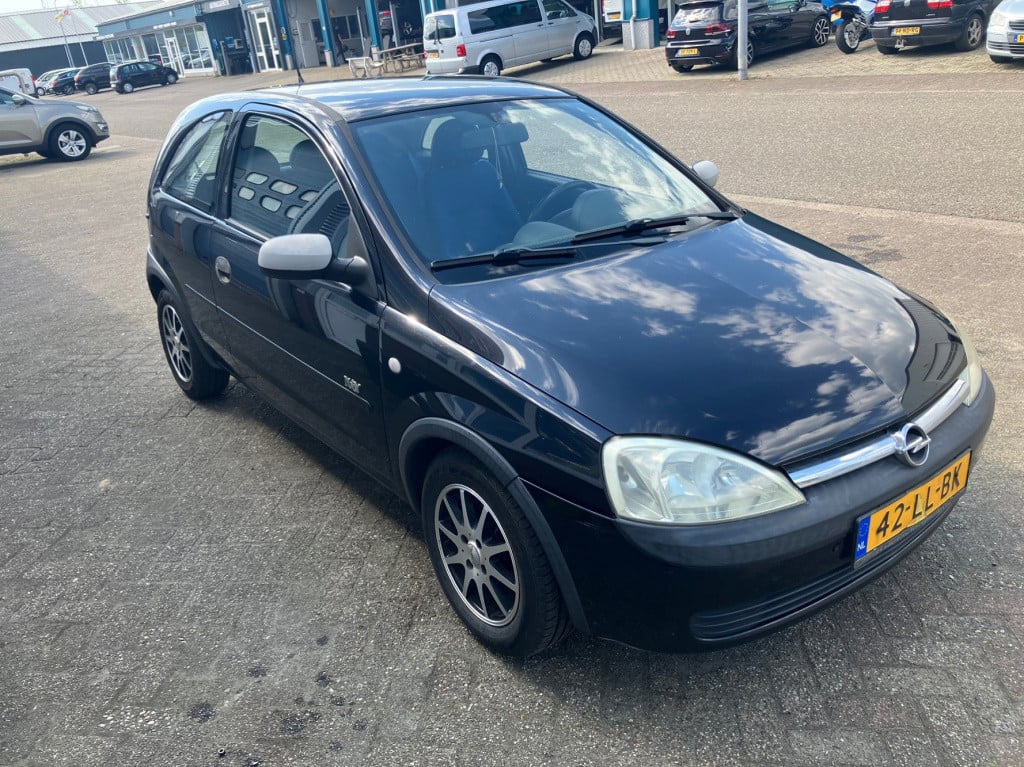 Opel Corsa 1.2-16v njoy