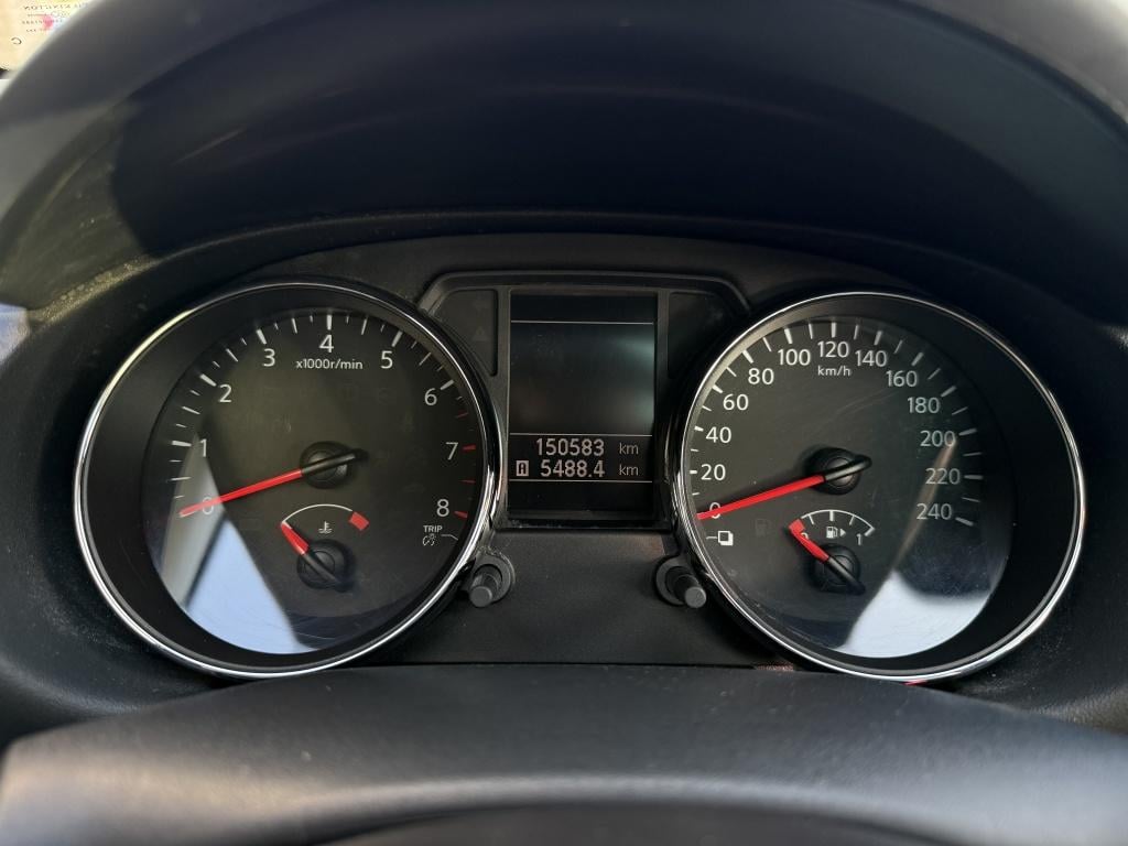 Nissan Qashqai 1.6 connect edition // trekhaak //
