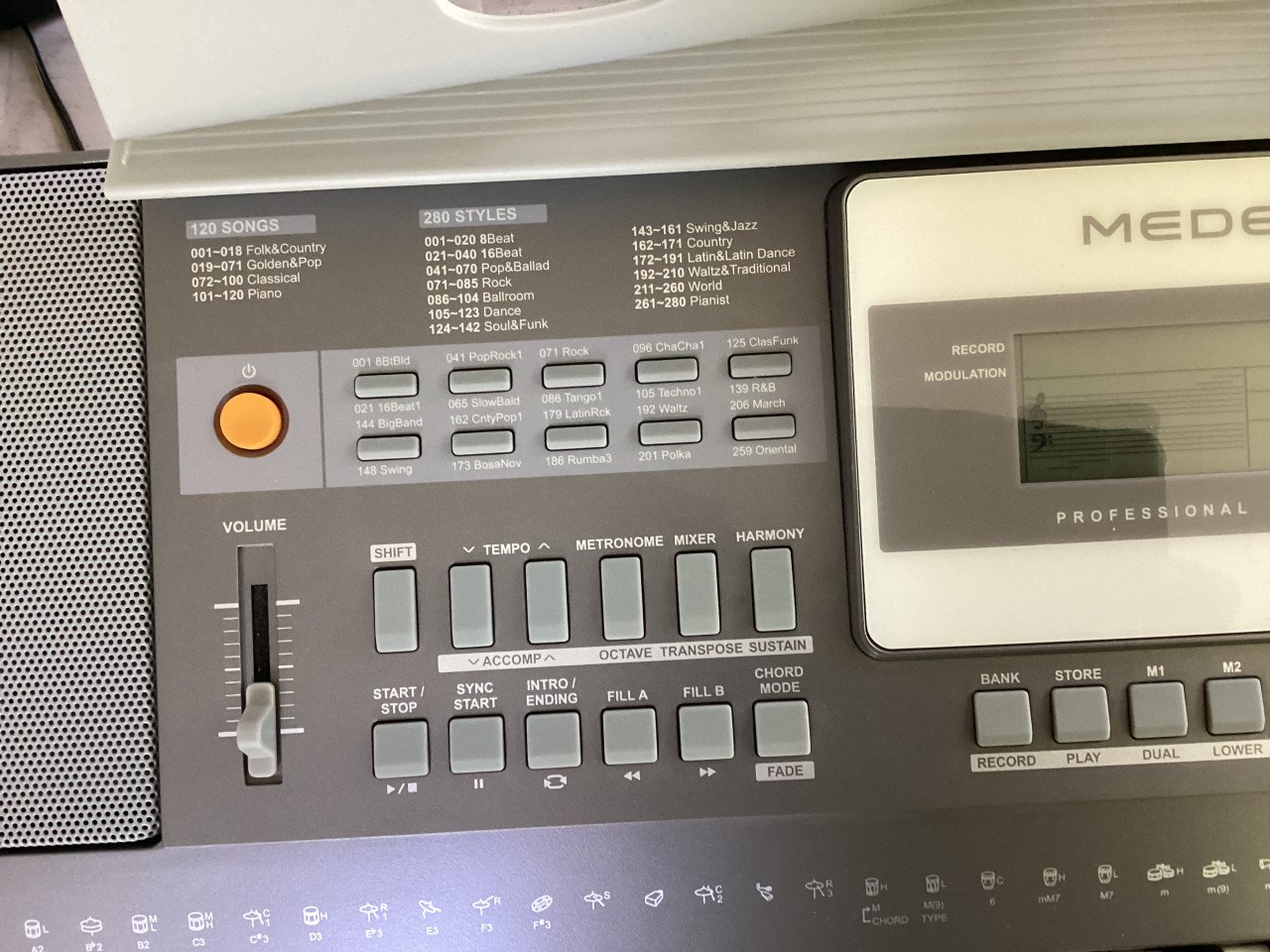 Keyboard Medeli