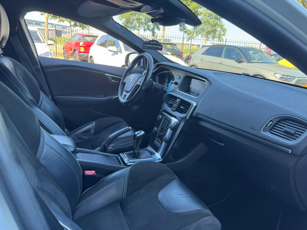 Volvo V40 2.0 d2 r-design business * nap * 100% onderhouden * 2e eigenaar
