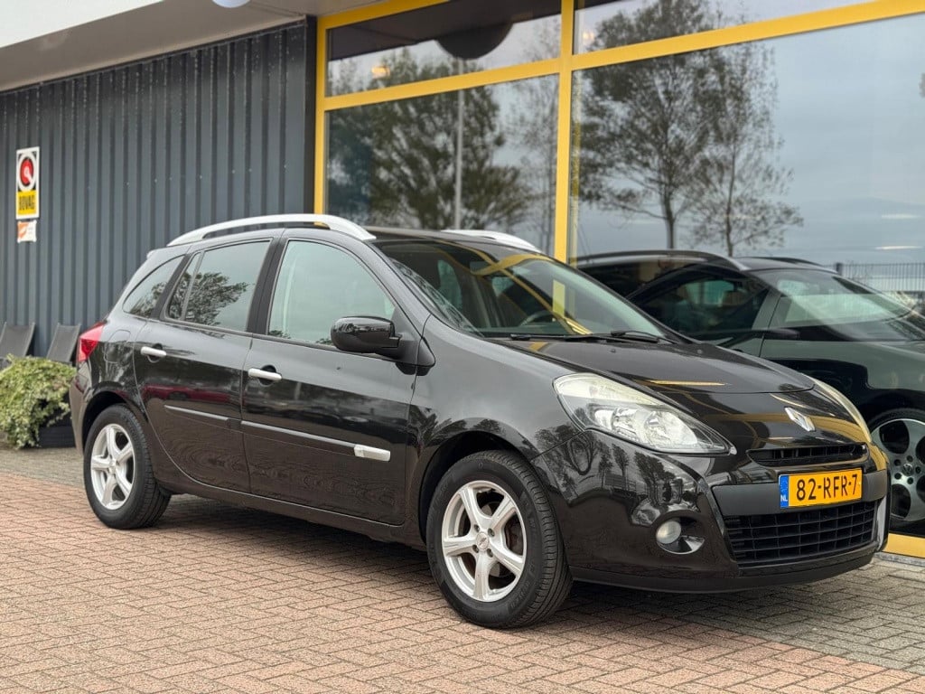 Renault Clio estate 1.2 tce collection