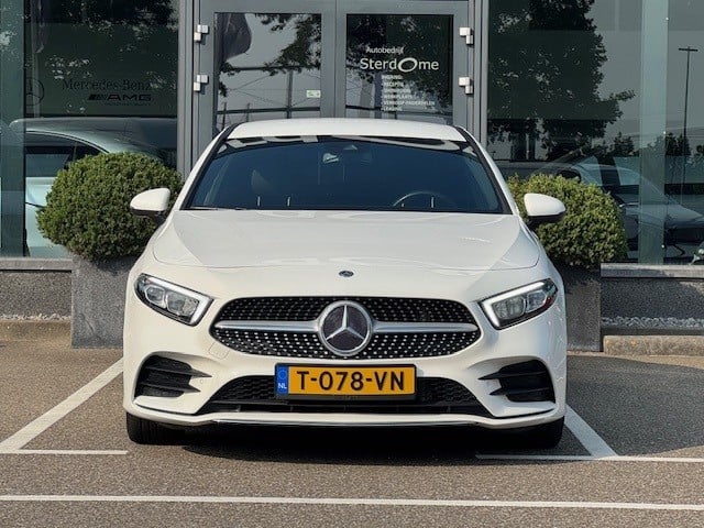 Mercedes-Benz A-Klasse 200 business solution amg l mbux l led high performa