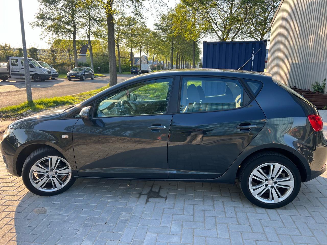 Seat Ibiza 1.6 Style Airco/Cruise/ Jaar Apk