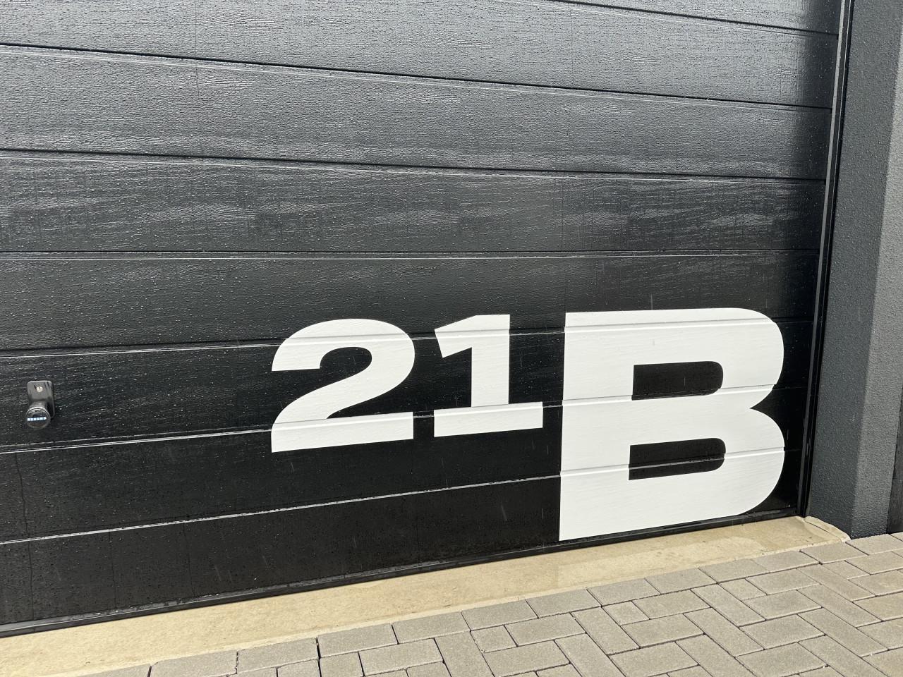 Garagebox, nieuw! circa 10 x 3.8 x 3.8 meter. Sint-Annaland