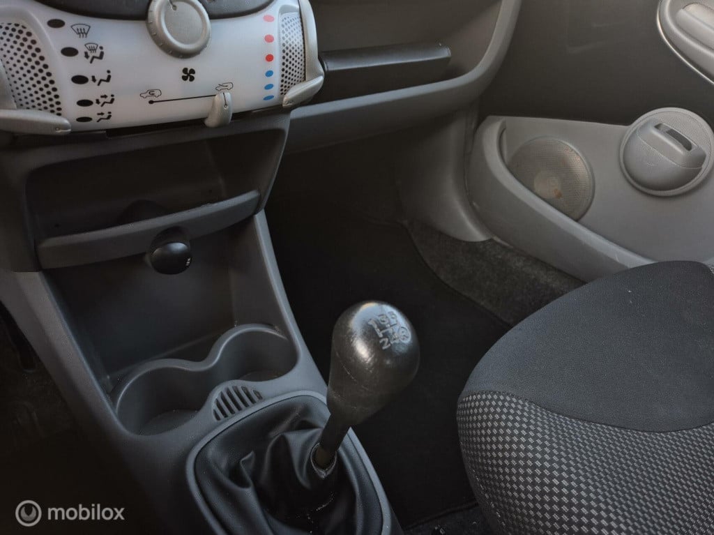 Toyota Aygo 1.0 / airco / 5-deurs