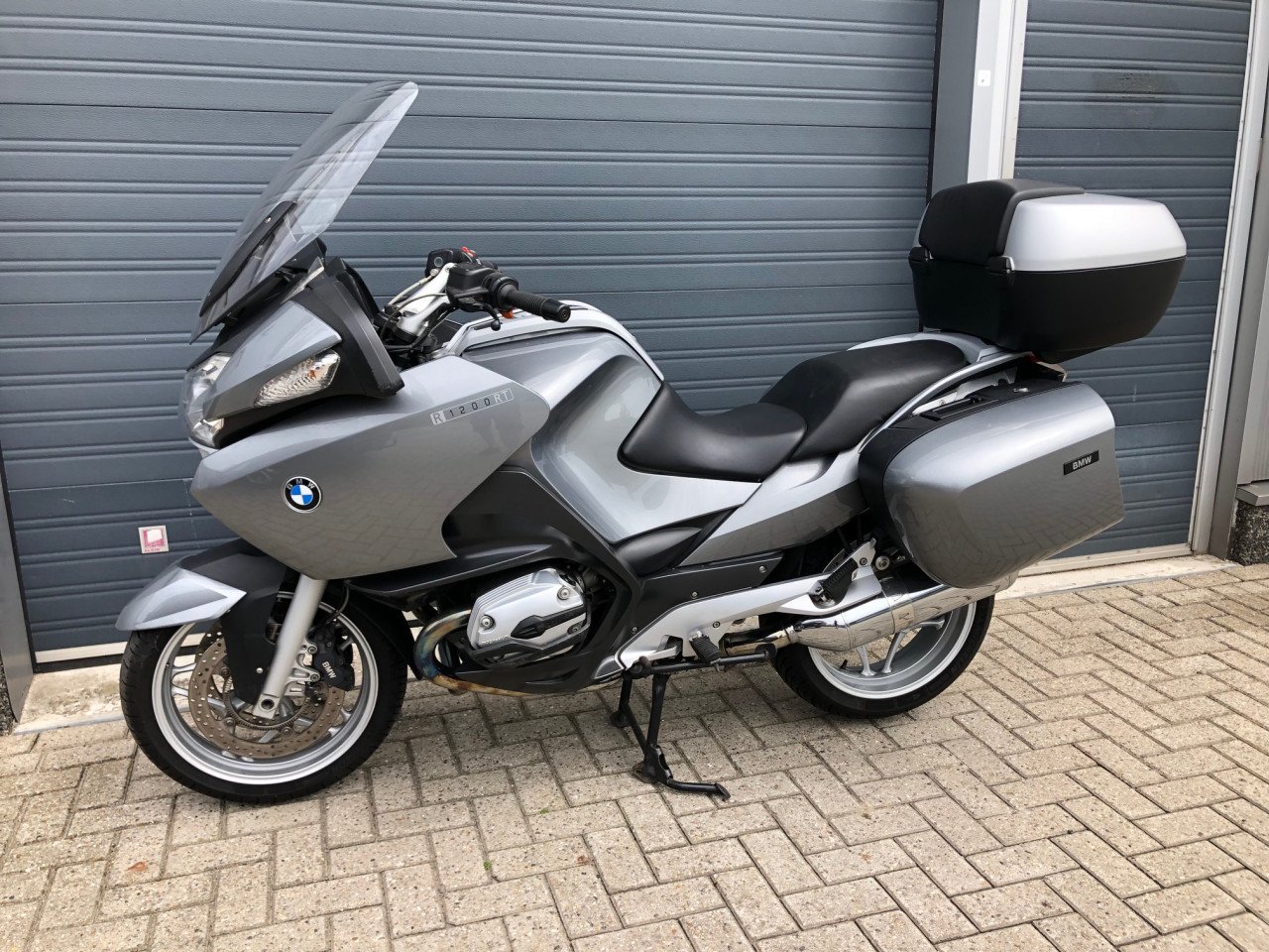 BMW R1200RT van 1e eigenaar met slechts 42 dkm, nieuwstaat €4850,-