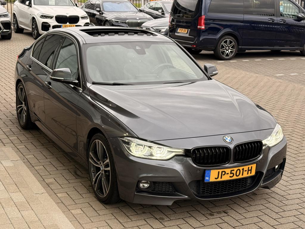 BMW 3-serie 330e m-sport | head-up | cruise | stoelverwarming | 360 | leder