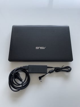 Asus 15 inch Windows 11 SSD - met Office pakket