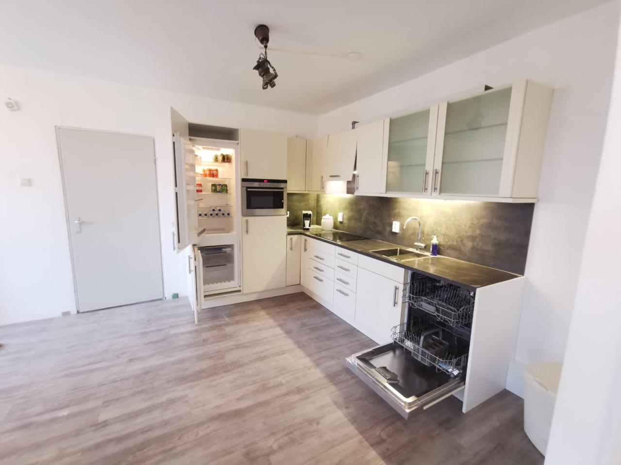 Binnekort TE HUUR / TE KOOP