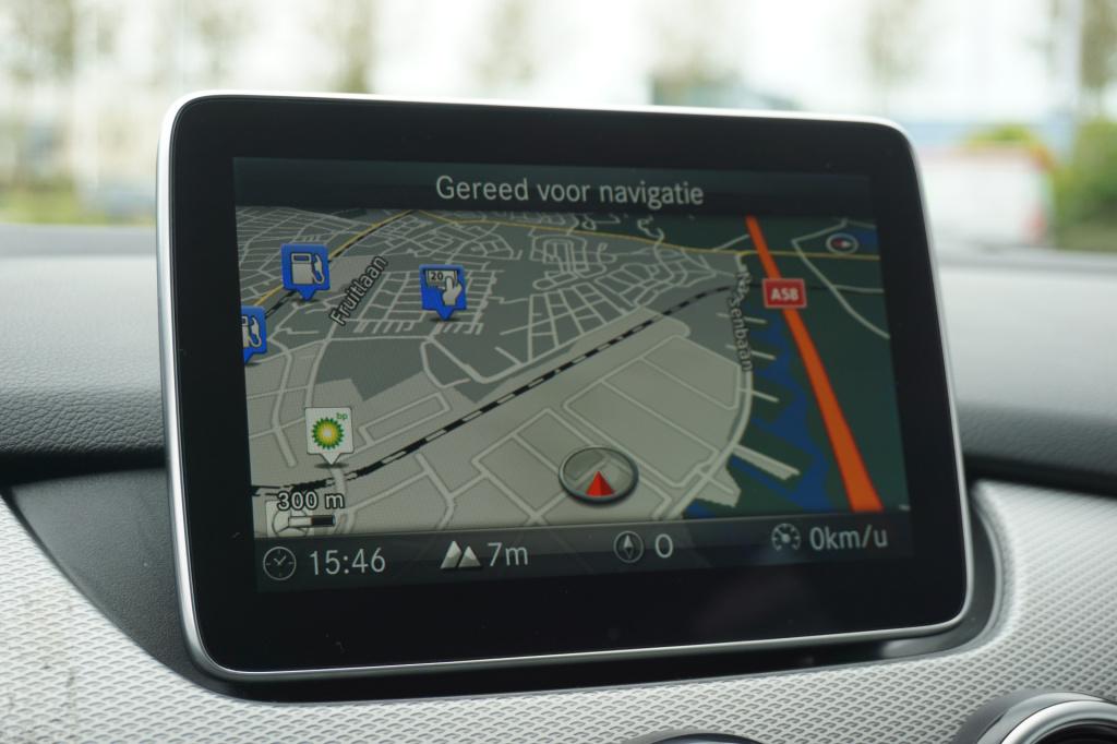 Mercedes-Benz B-Klasse 180 prestige automaat - climate / navi / cruise / st