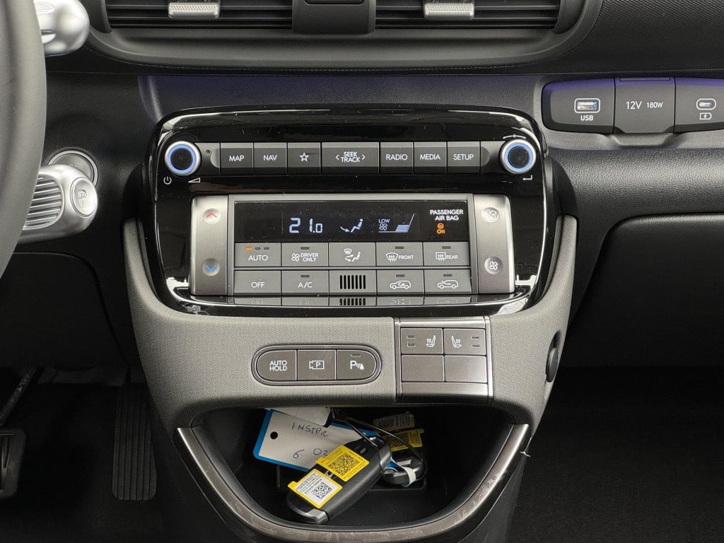 Hyundai Inster evolve 49 kwh winter + tech pack