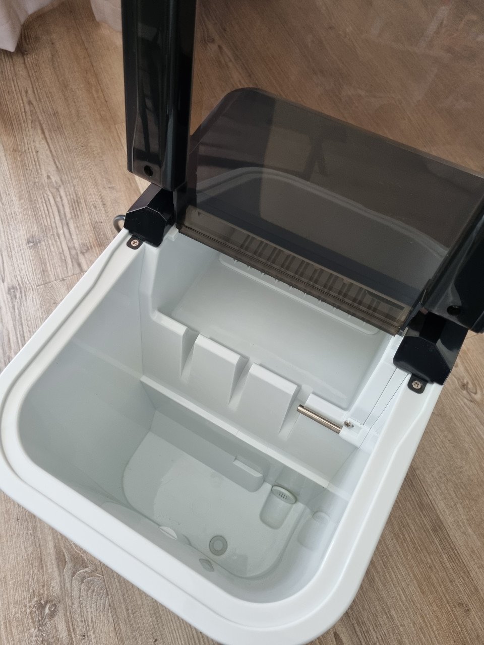 Ijsblokjes maker | Ice cube maker