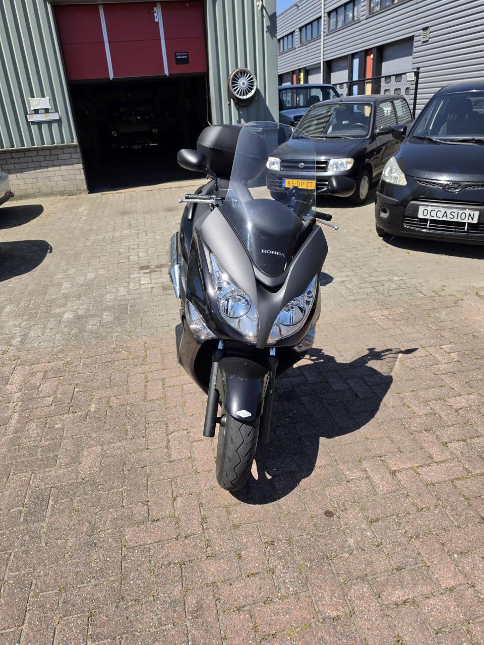 Honda Silver Wing SWT 400