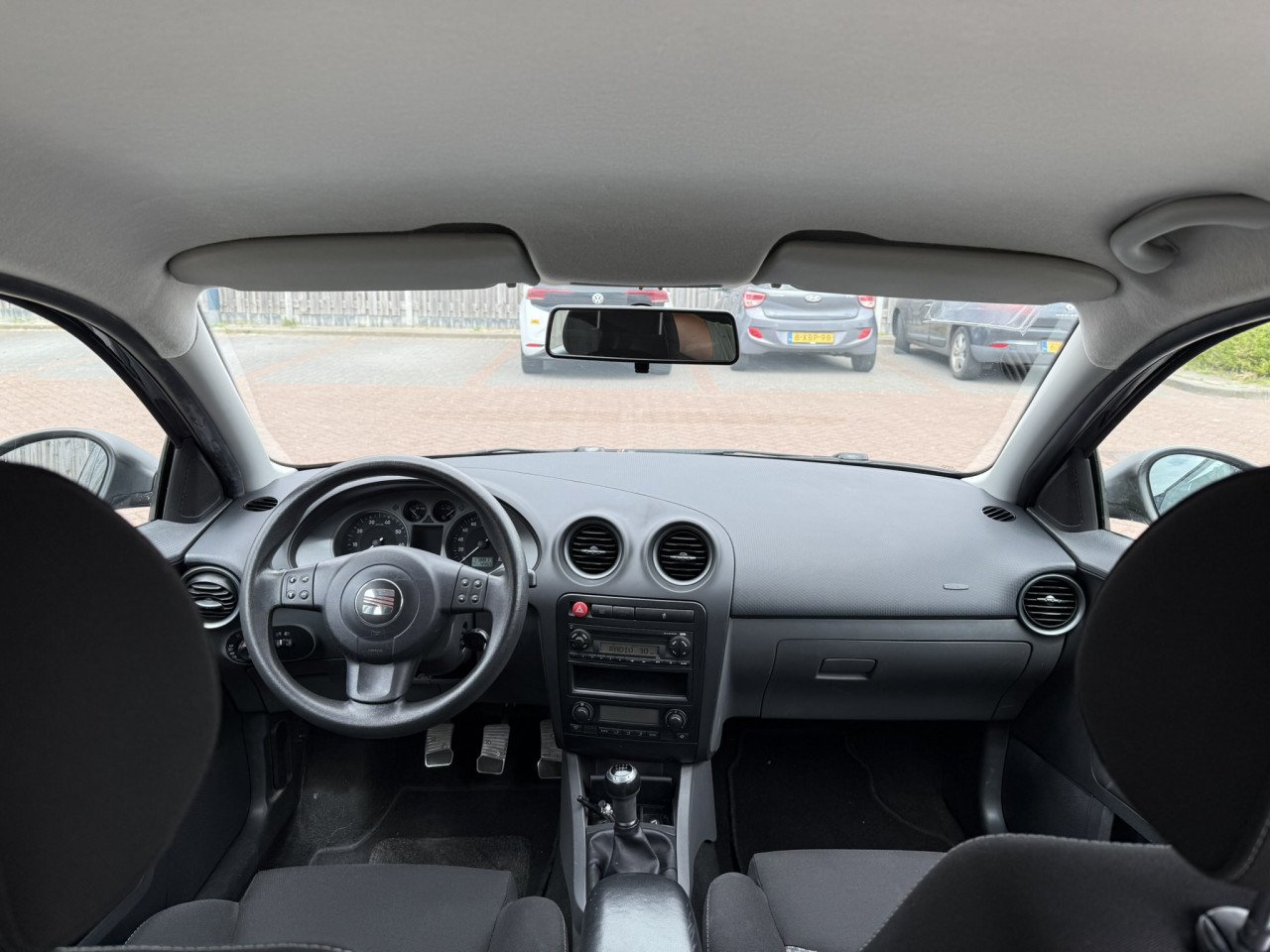 Seat Ibiza 1.6 77KW 5DRS 2007 Zwart