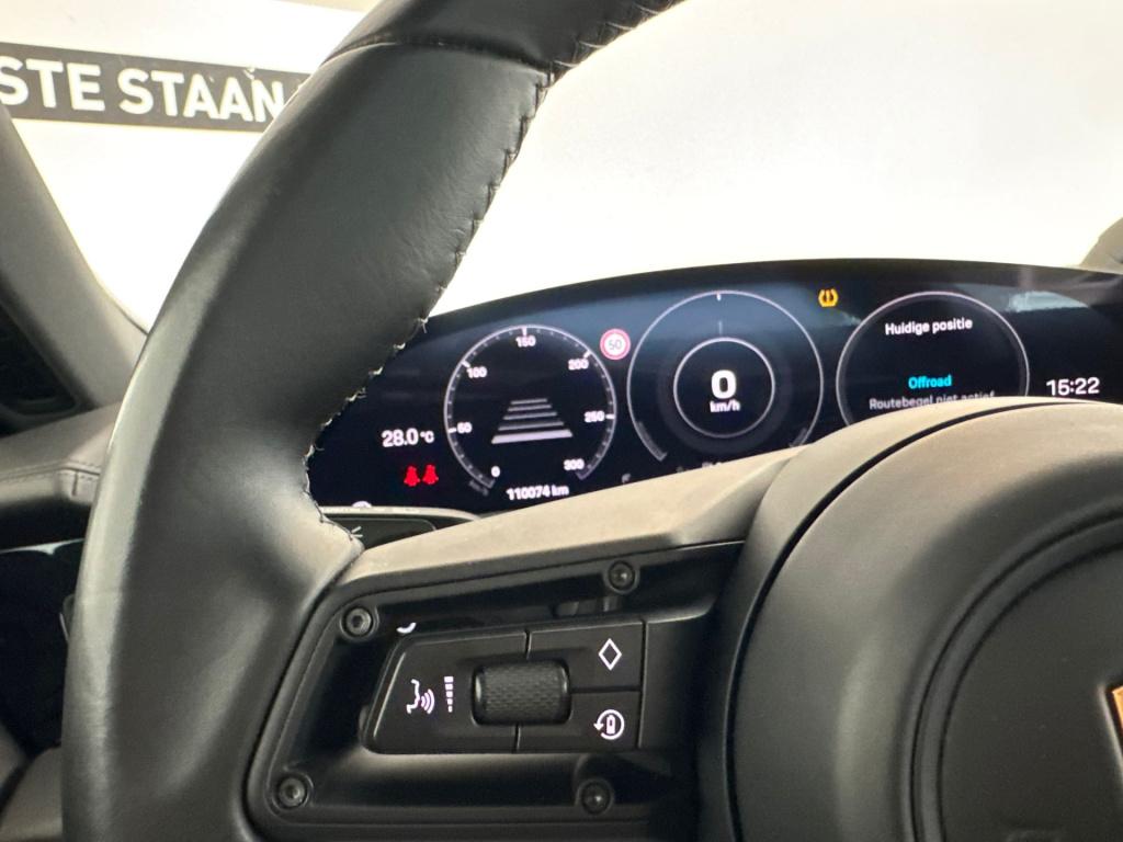 Porsche Taycan cross turismo 4 93 kwh