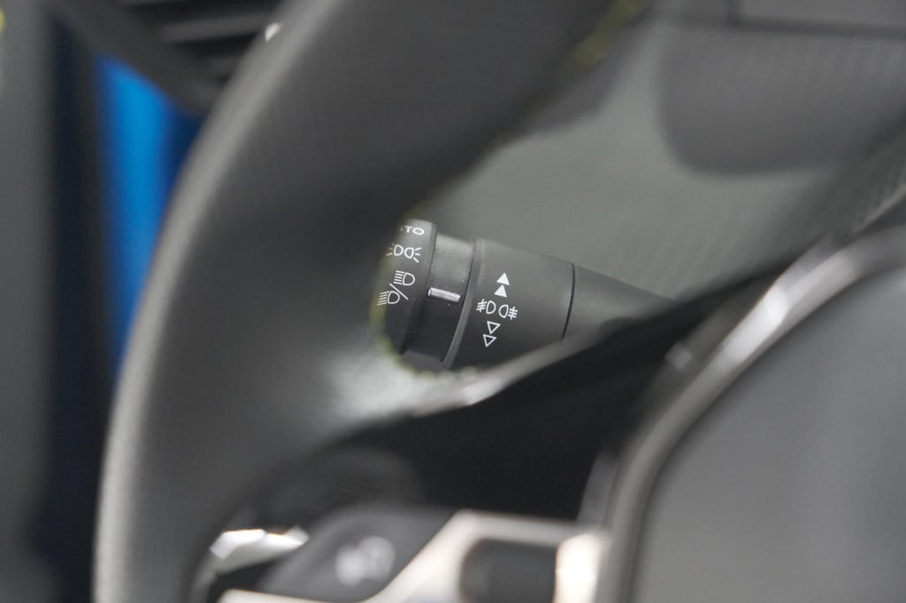 Peugeot E-2008 ev gt 50 kwh | 3 fase | trekhaak | panoramadak | adaptieve c