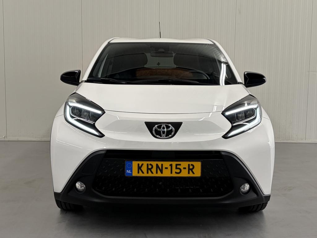 Toyota Aygo x 1.0 vvt-i s-cvt first| stoelverw.| carplay| led| lichtmetaal|