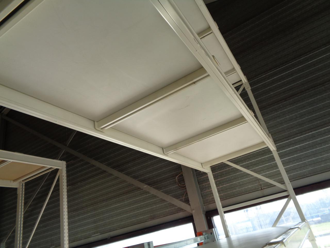 Gebruikte magazijnstelling grootvakstelling met diepteliggers en vlonders .