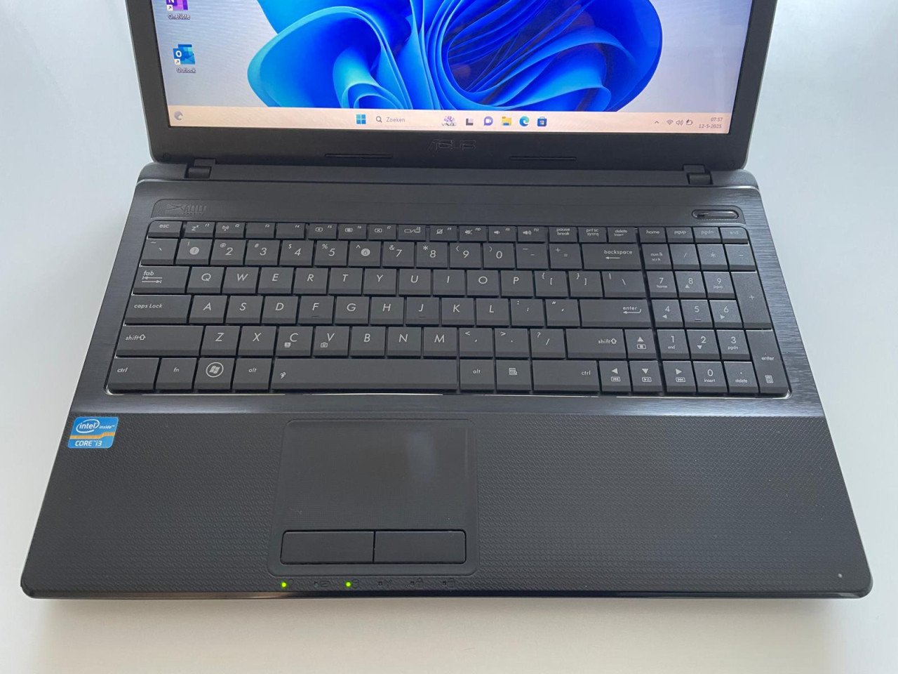 Asus 15 inch Windows 11 SSD - Compleet