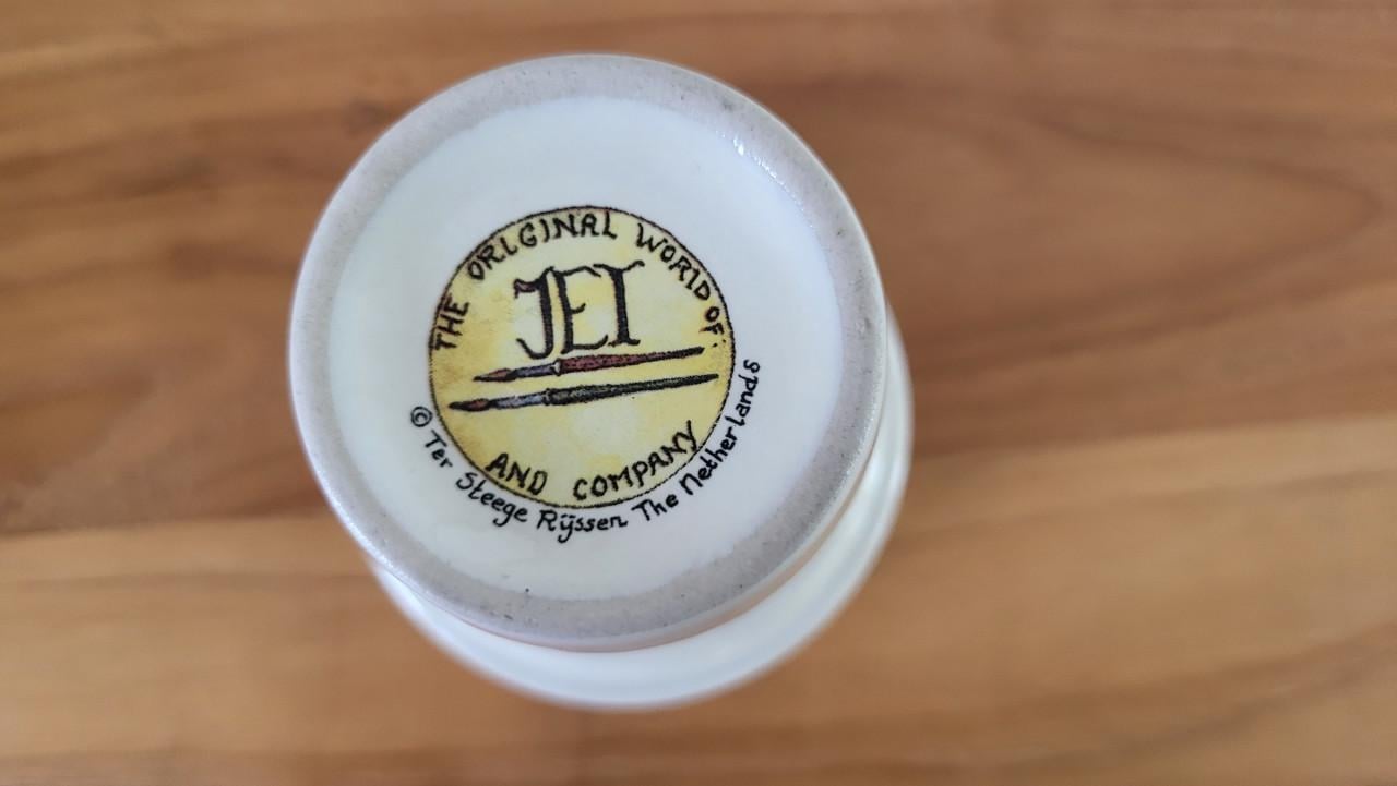 Melkbeker Jet servies Chicken Festival