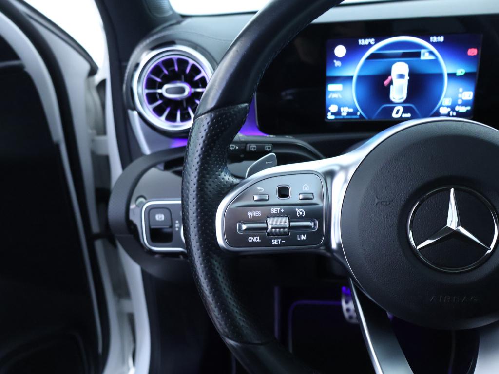 Mercedes-Benz A-Klasse 250 e premium plus | amg line | panoramadak | sfeerv