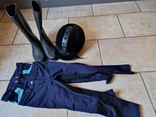 Paardrijkleding voor kind ca. 7 jaar