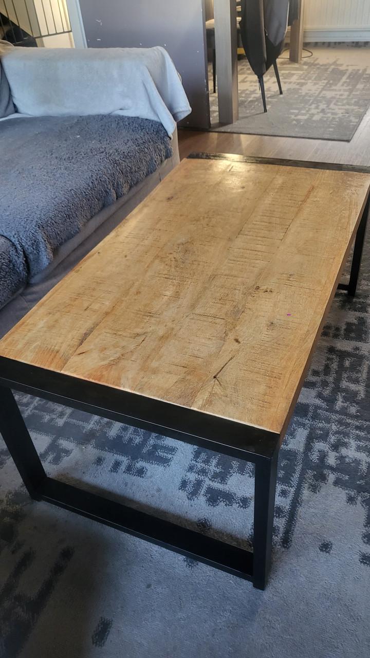 Mangohouten salon tafel