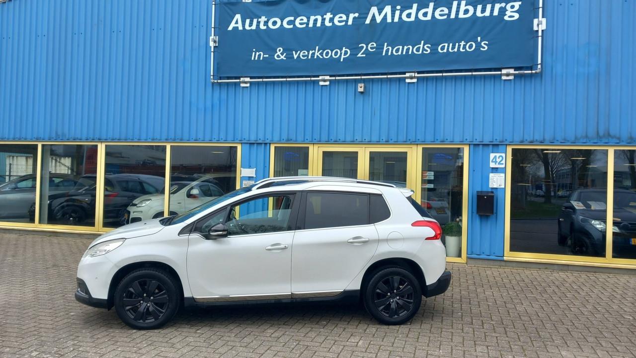 Peugeot 2008 1.2 VTI Allure Pack Premium Plus bj:2014 panorama navigatie