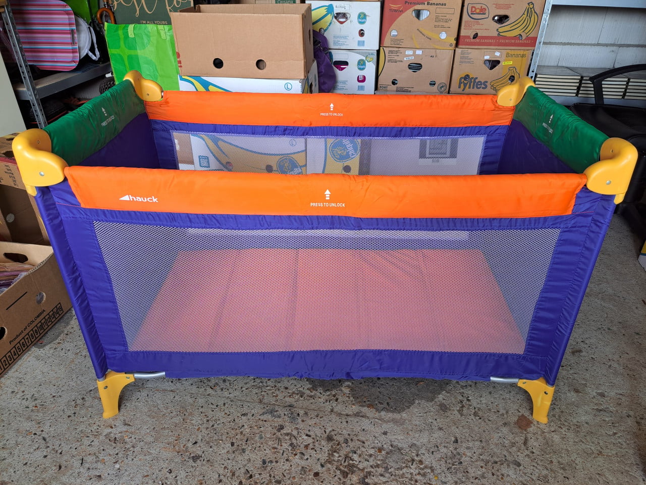 Te koop campingbedje