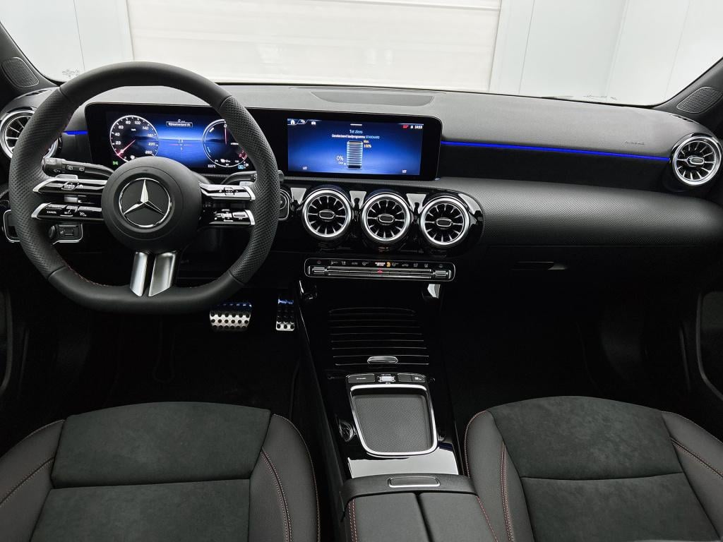 Mercedes-Benz A-Klasse 250 e business solution amg | panoramaschuifdak | sm