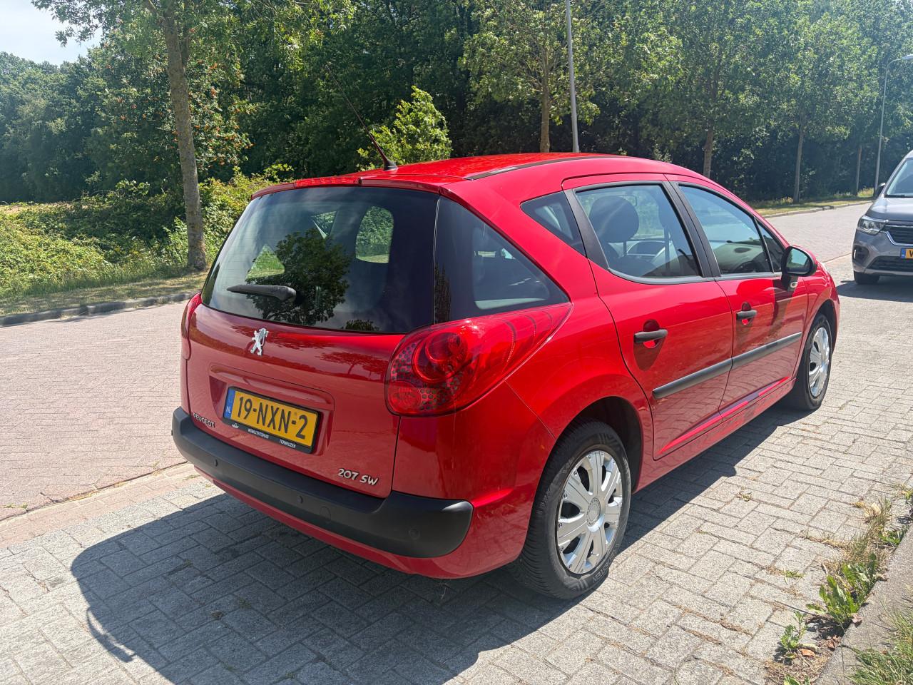 Peugeot 207 Sw 1.4i Airco 2011 jaar apk