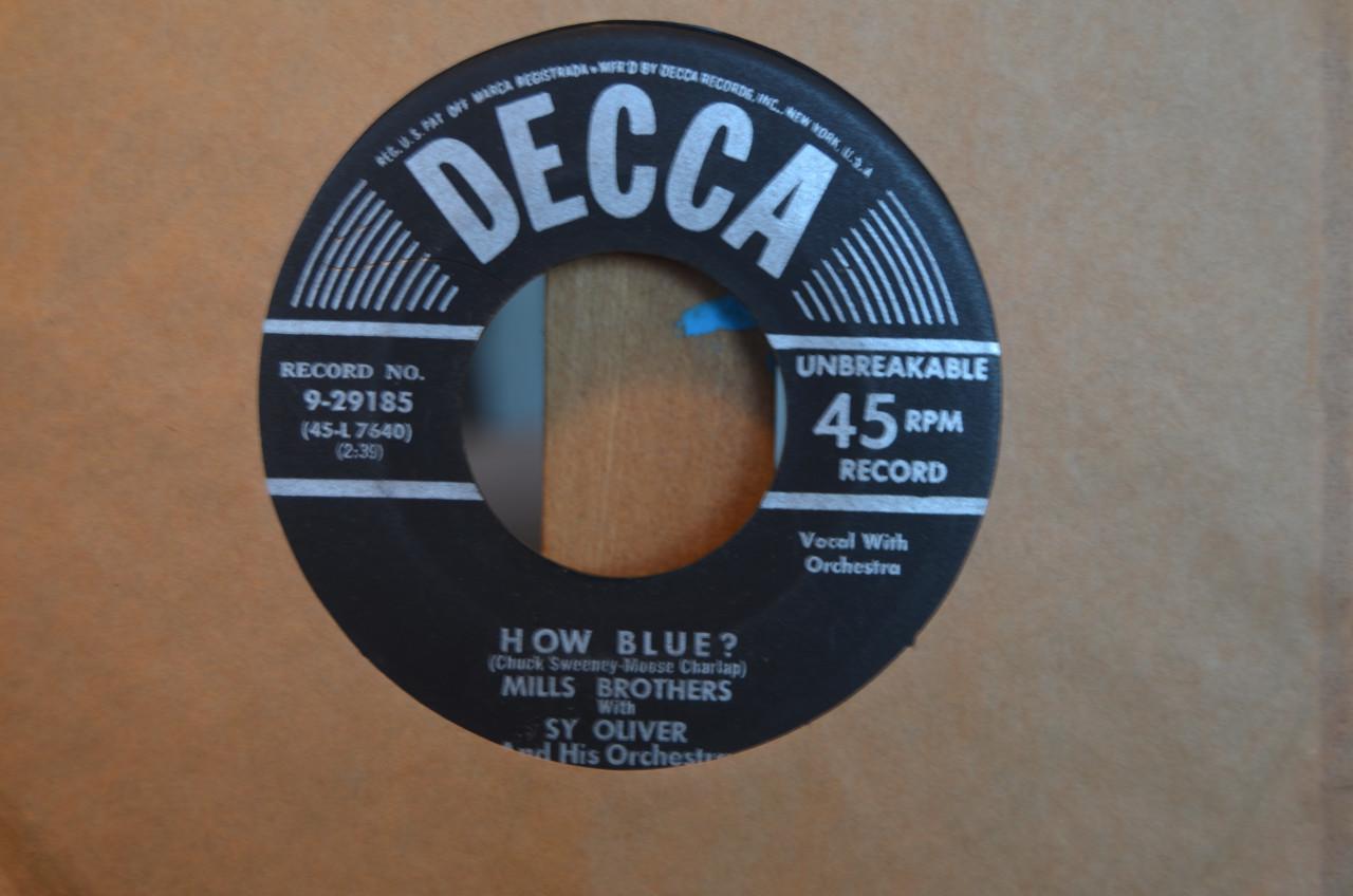 Diverse singles 'The Mills Brothers' (3)