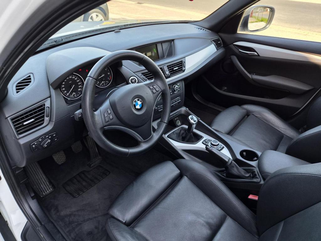 BMW X1 sdrive18i executive