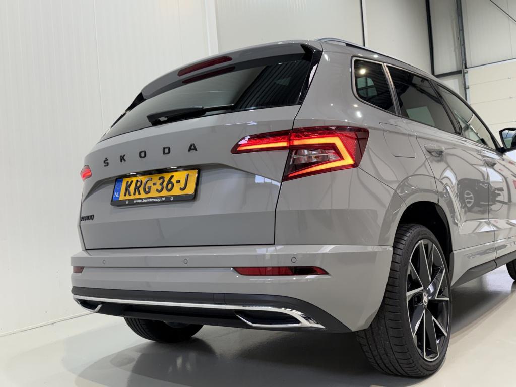 Skoda Karoq 1.5 tsi 150pk act dsg sportline | pano dak | acc | camera