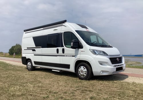 Adria Twin 600 SPX Plus 10-2020 in zeer goede staat met 39.000km