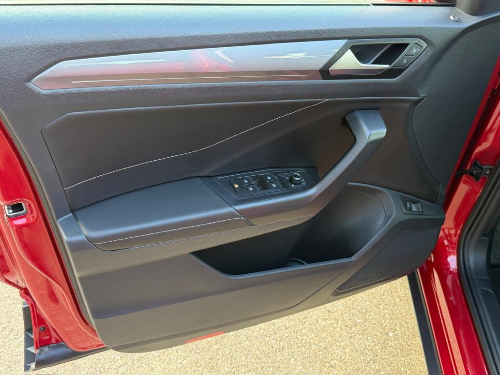 Volkswagen T-roc 1.5 tsi 150pk dsg style | navigatie | standkachel | camera