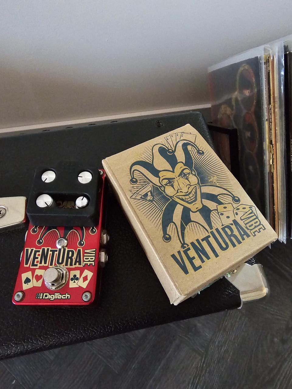 DigiTech Ventura Vibe Rotary, Effecten pedaal.