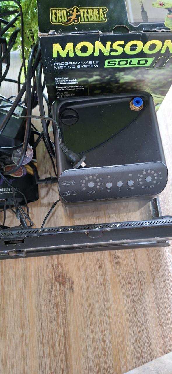 Terrarium inclusief toebehoren